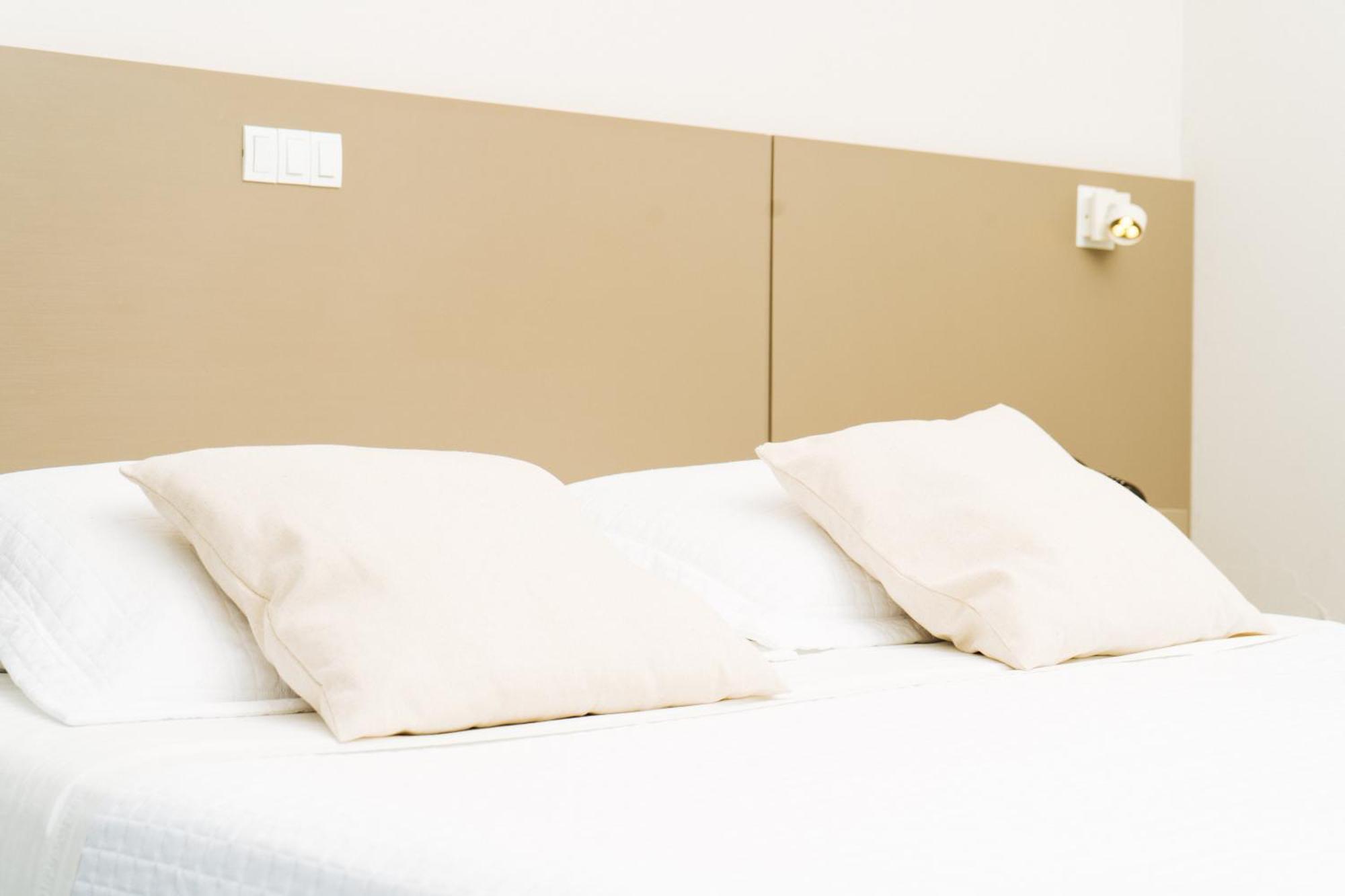 Cris Hotel 3*