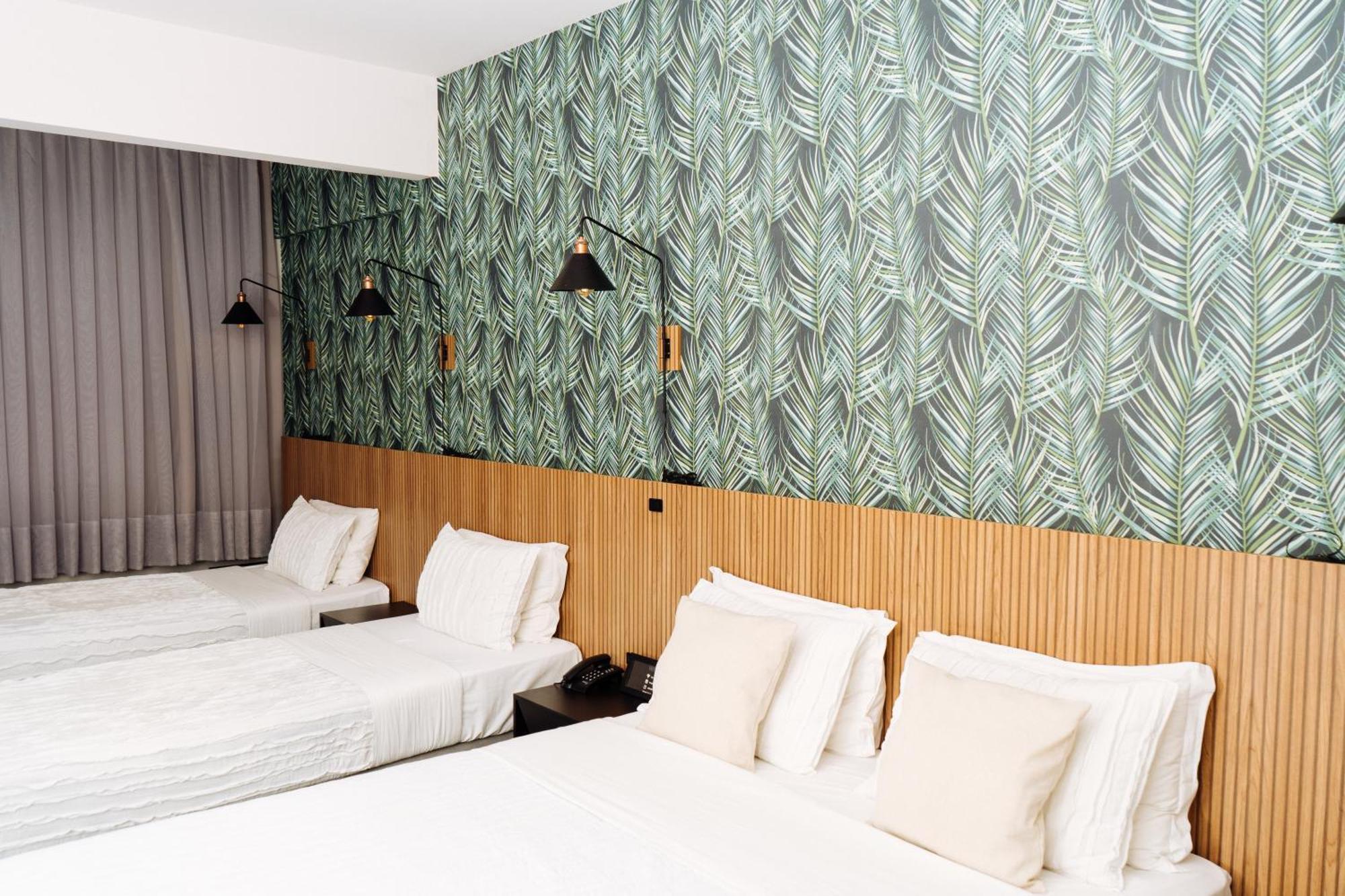 Hotel Cris 3*