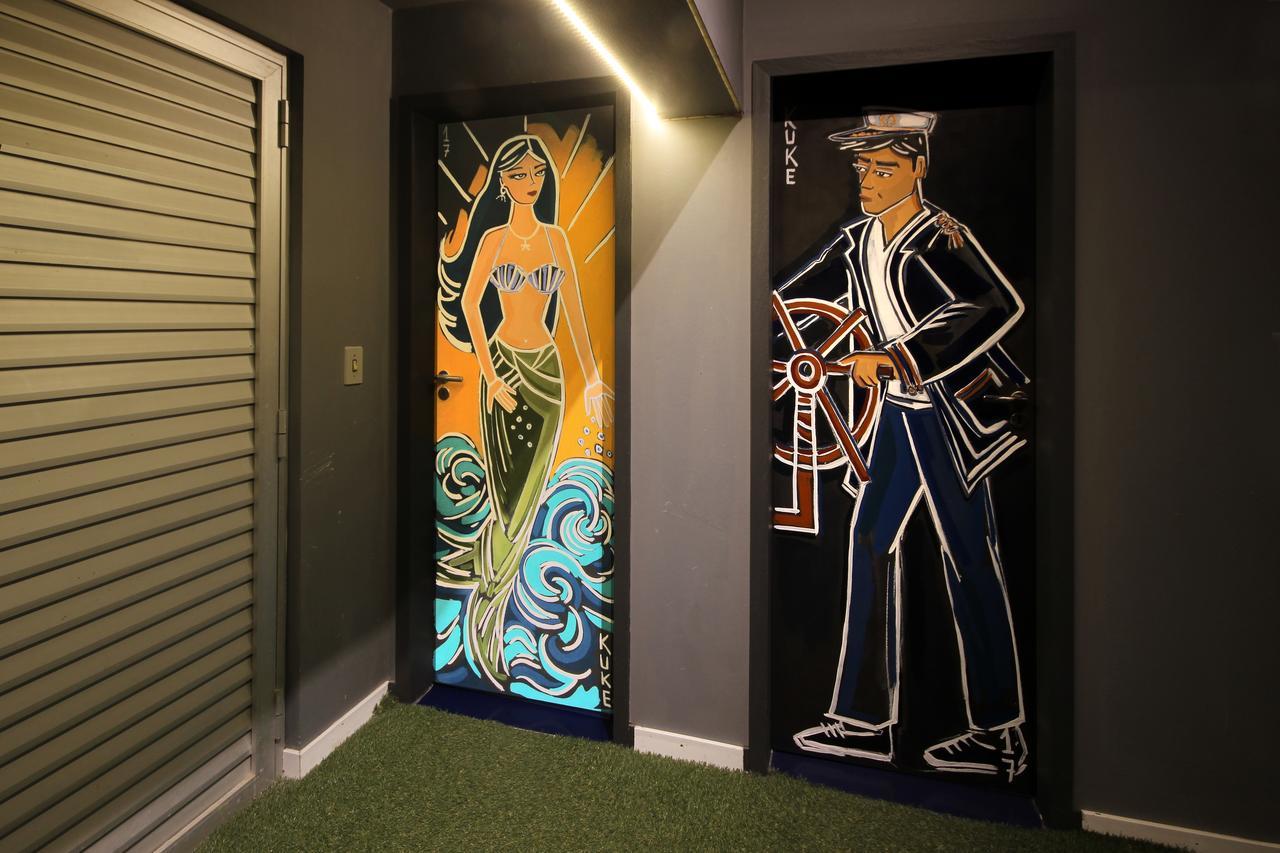 Cris Hotel